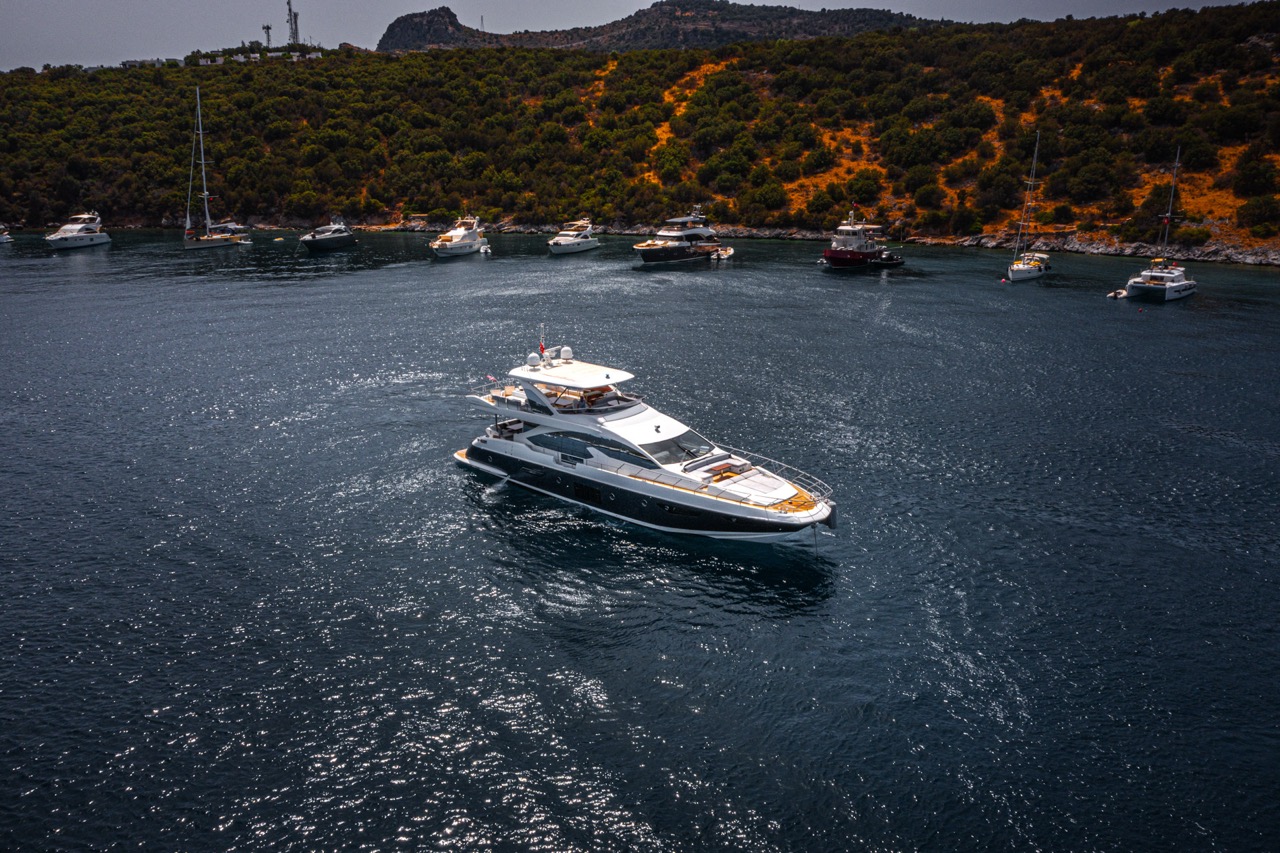 Yacht image